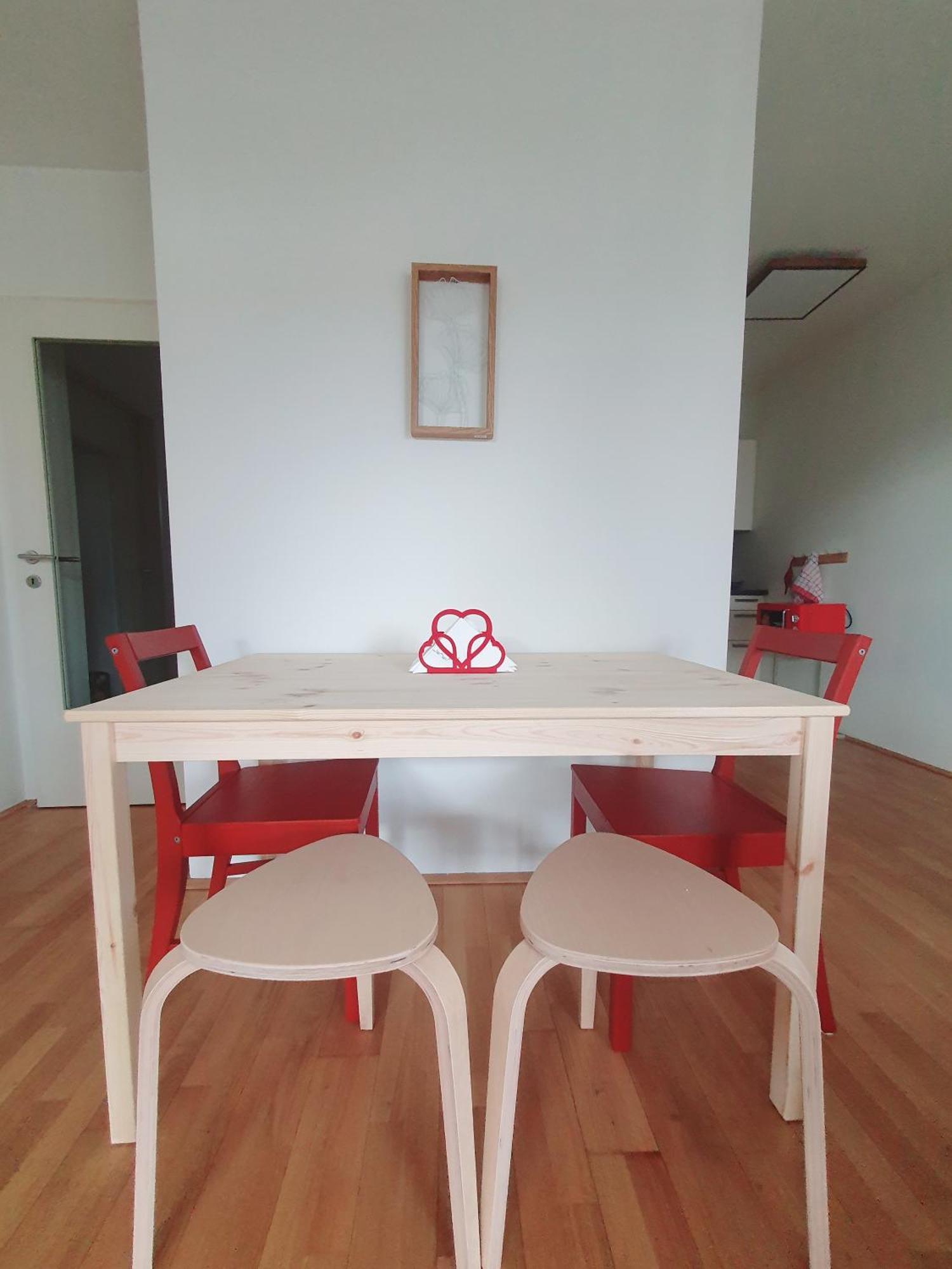 Near Lake One Bedroom Adorable Apartment Wien
